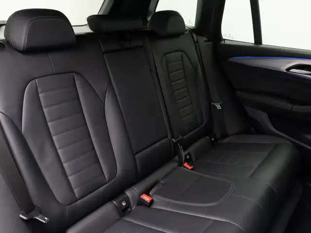 BMW X3 view 29