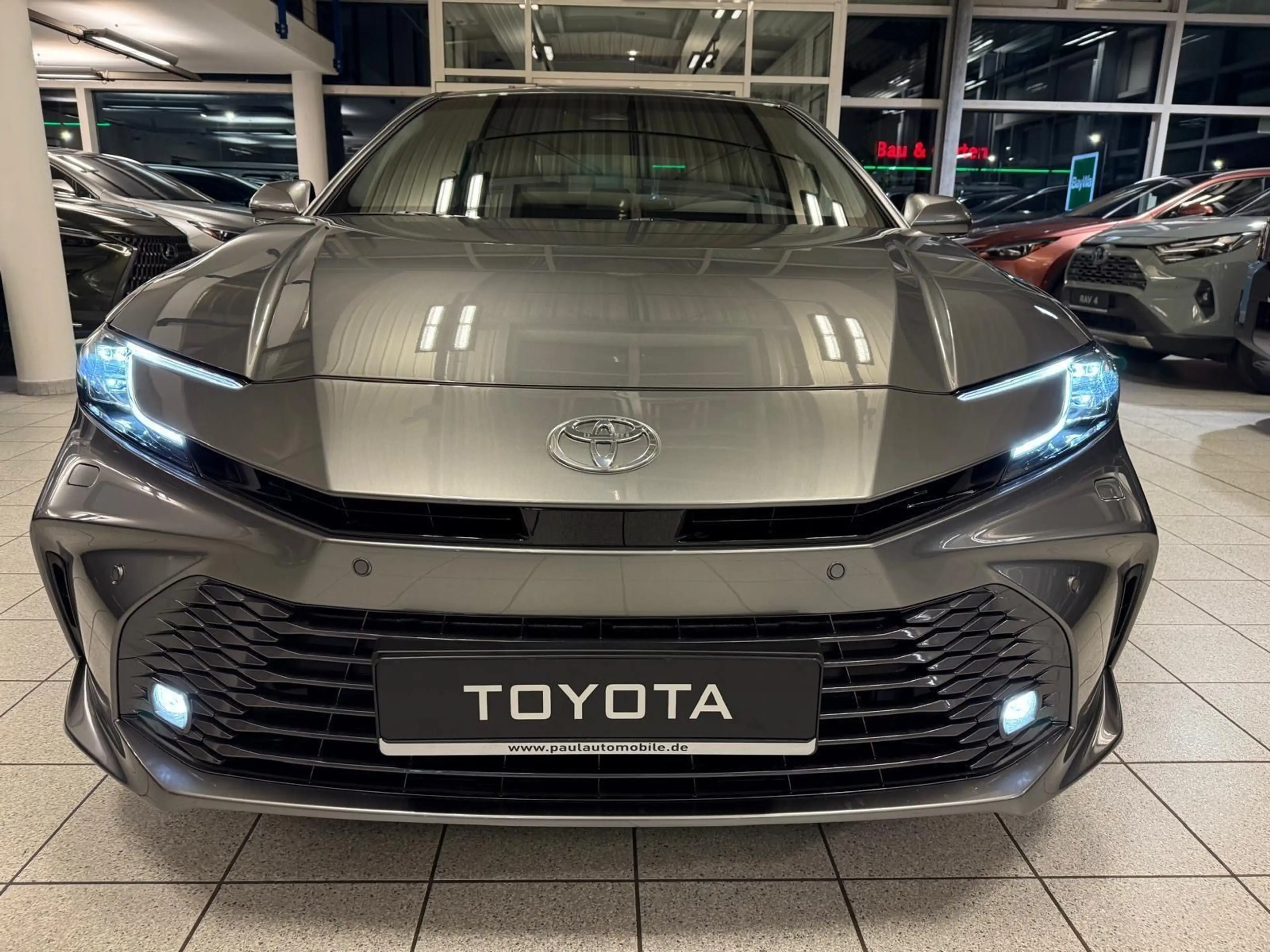 Toyota Camry CAMRY-EXECUTIVE-NEW FACE-LEDER-LED-KAMERA — photo 2