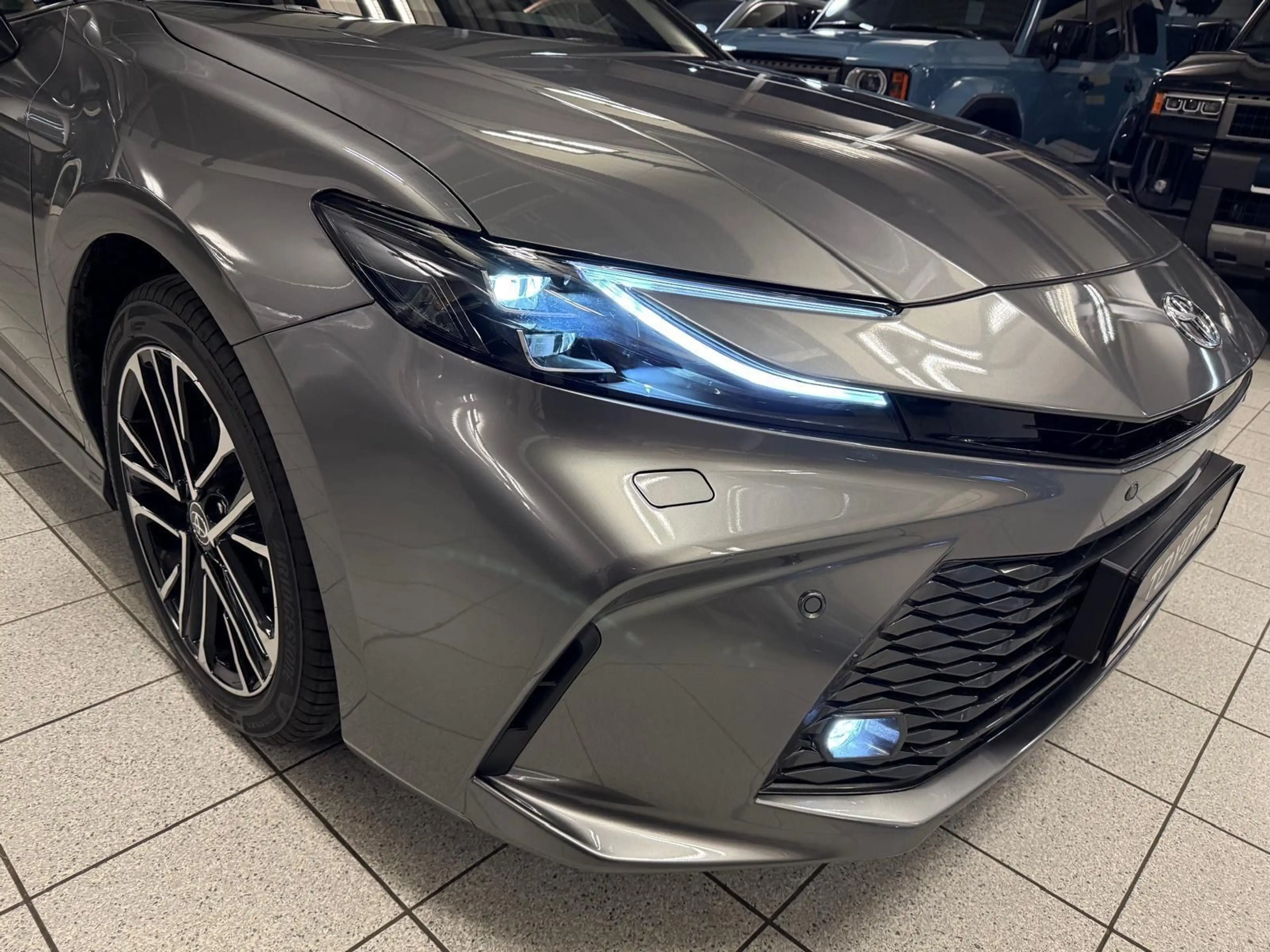 Toyota Camry CAMRY-EXECUTIVE-NEW FACE-LEDER-LED-KAMERA — photo 12