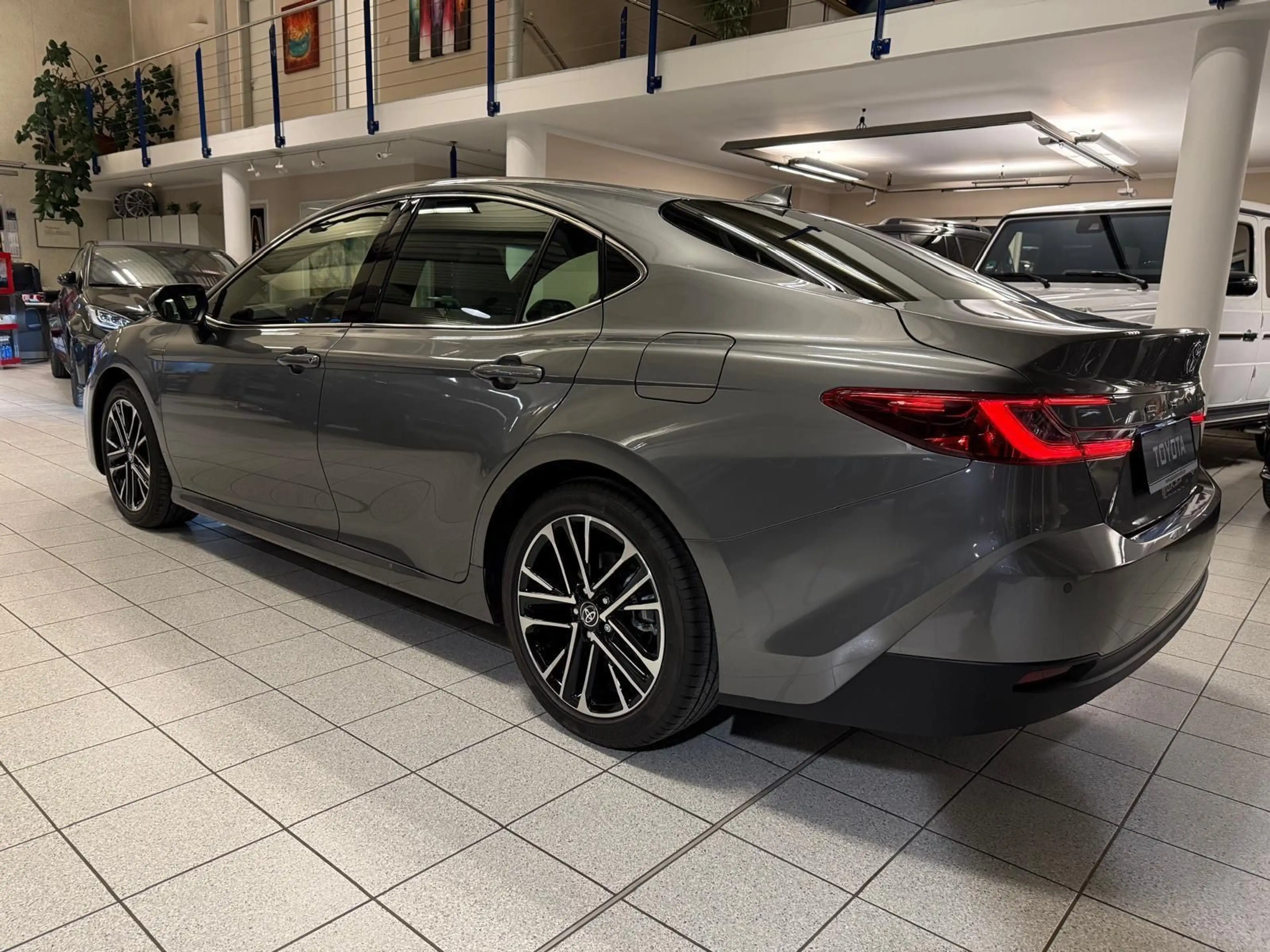 Toyota Camry CAMRY-EXECUTIVE-NEW FACE-LEDER-LED-KAMERA — photo 7