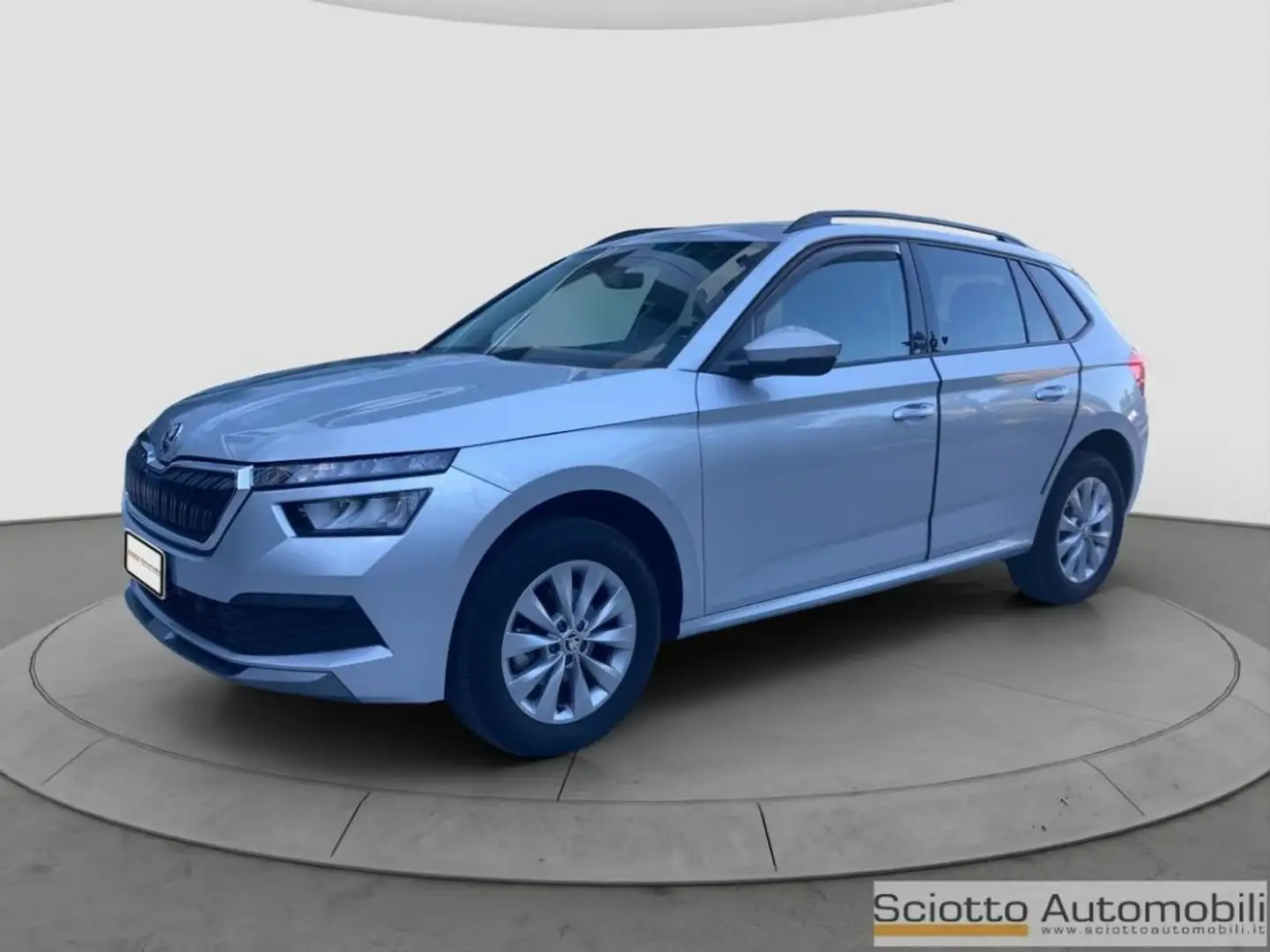 Skoda Kamiq 1.0 TSI 110 CV Ambition Argento - 2