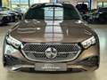 Mercedes-Benz E 300 e AMG Night Pano Kamera Display-High KEYLESS-GO DI Braun - thumbnail 2