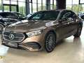 Mercedes-Benz E 300 e AMG Night Pano Kamera Display-High KEYLESS-GO DI Braun - thumbnail 1