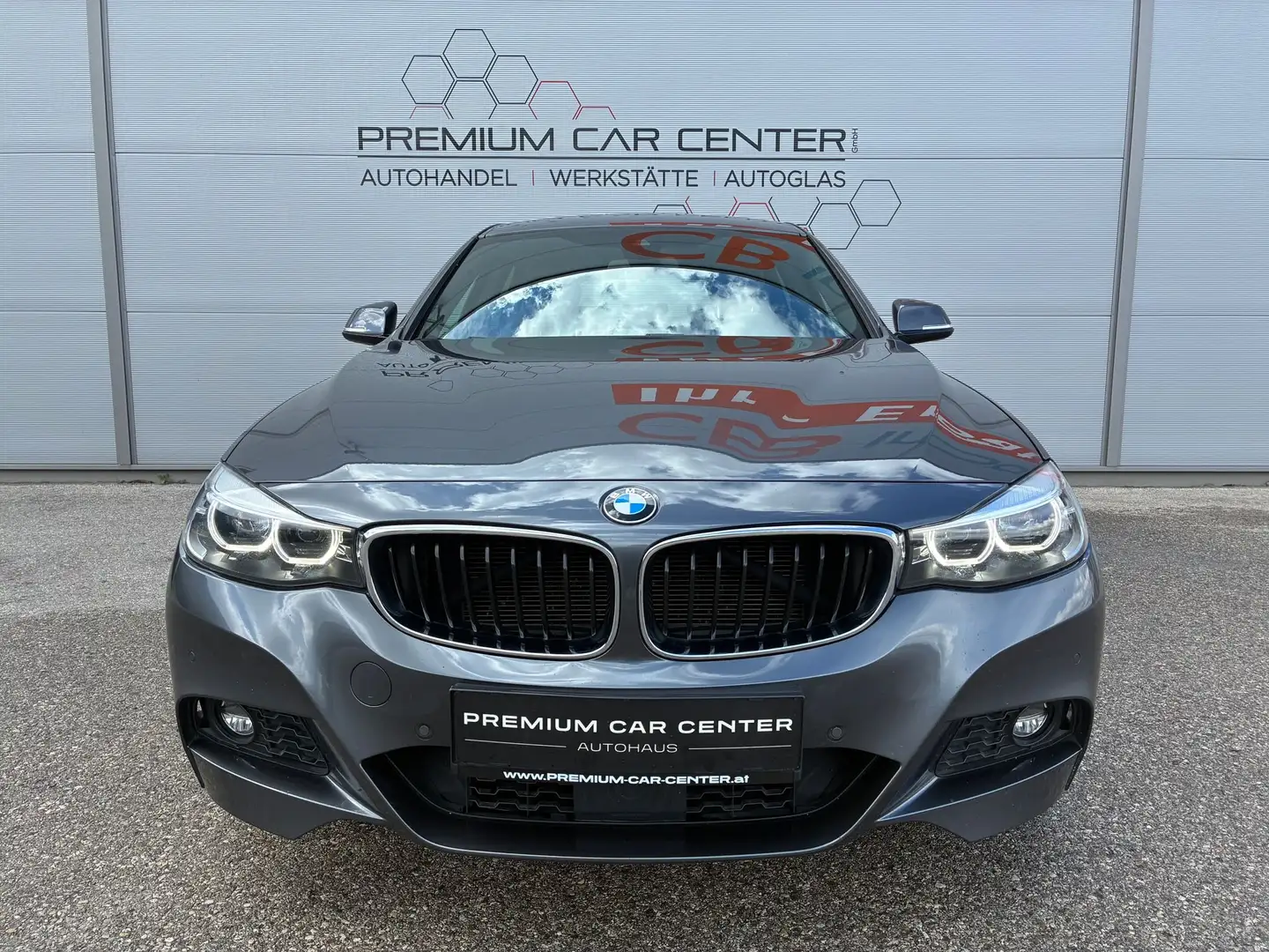 BMW 320 d xDrive M-Sport DIGI-TACHO / LED / NAVI / KAMERA Grau - 2