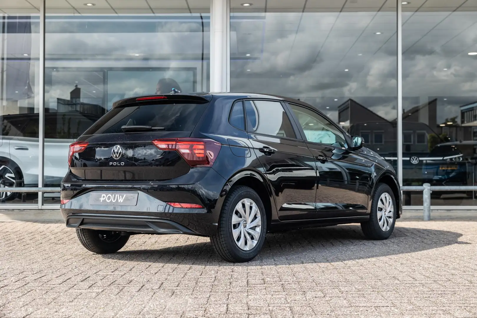 Volkswagen Polo 1.0 TSI 95pk Edition | Extra Getint Glas Schwarz - 2