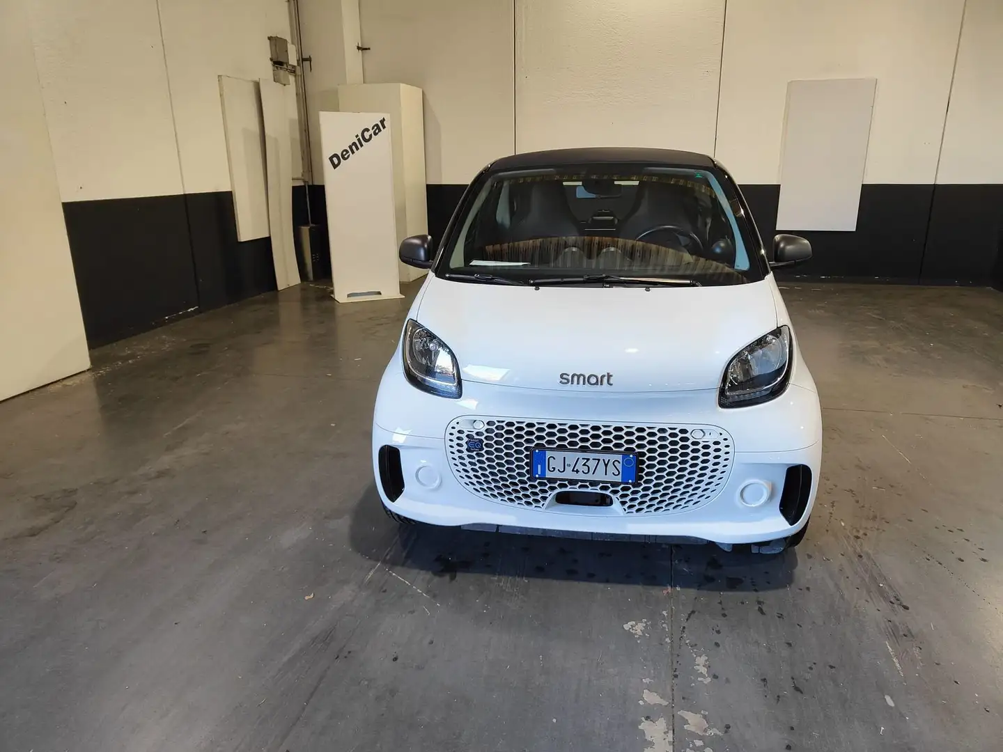smart forTwo fortwo EQ Passion Bianco - 2