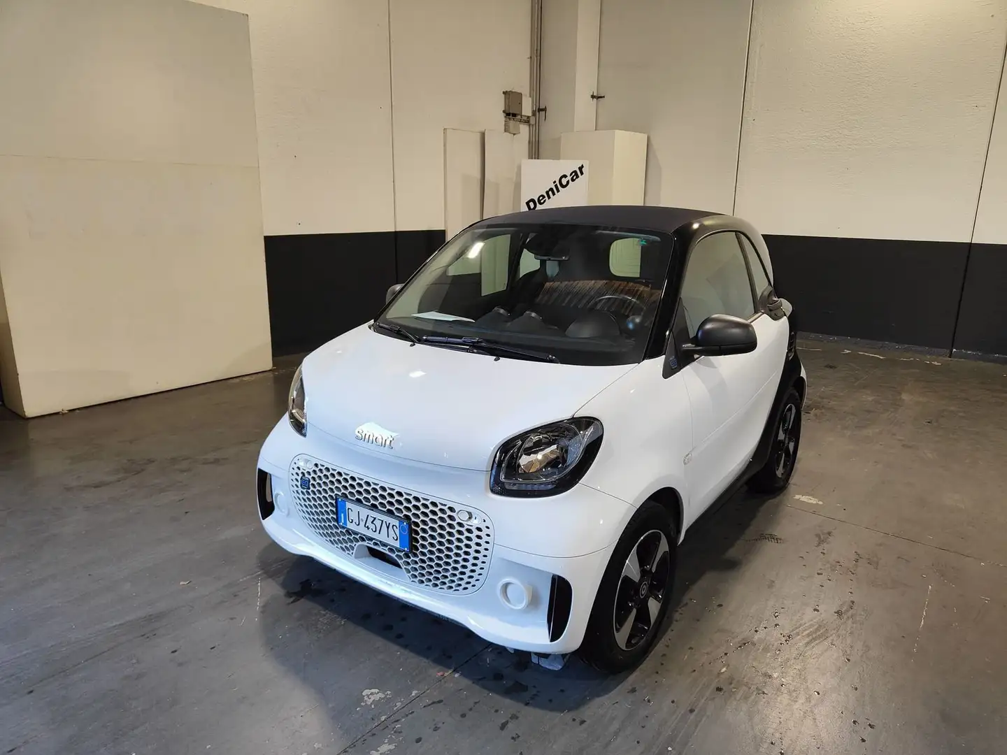 smart forTwo fortwo EQ Passion Blanc - 1