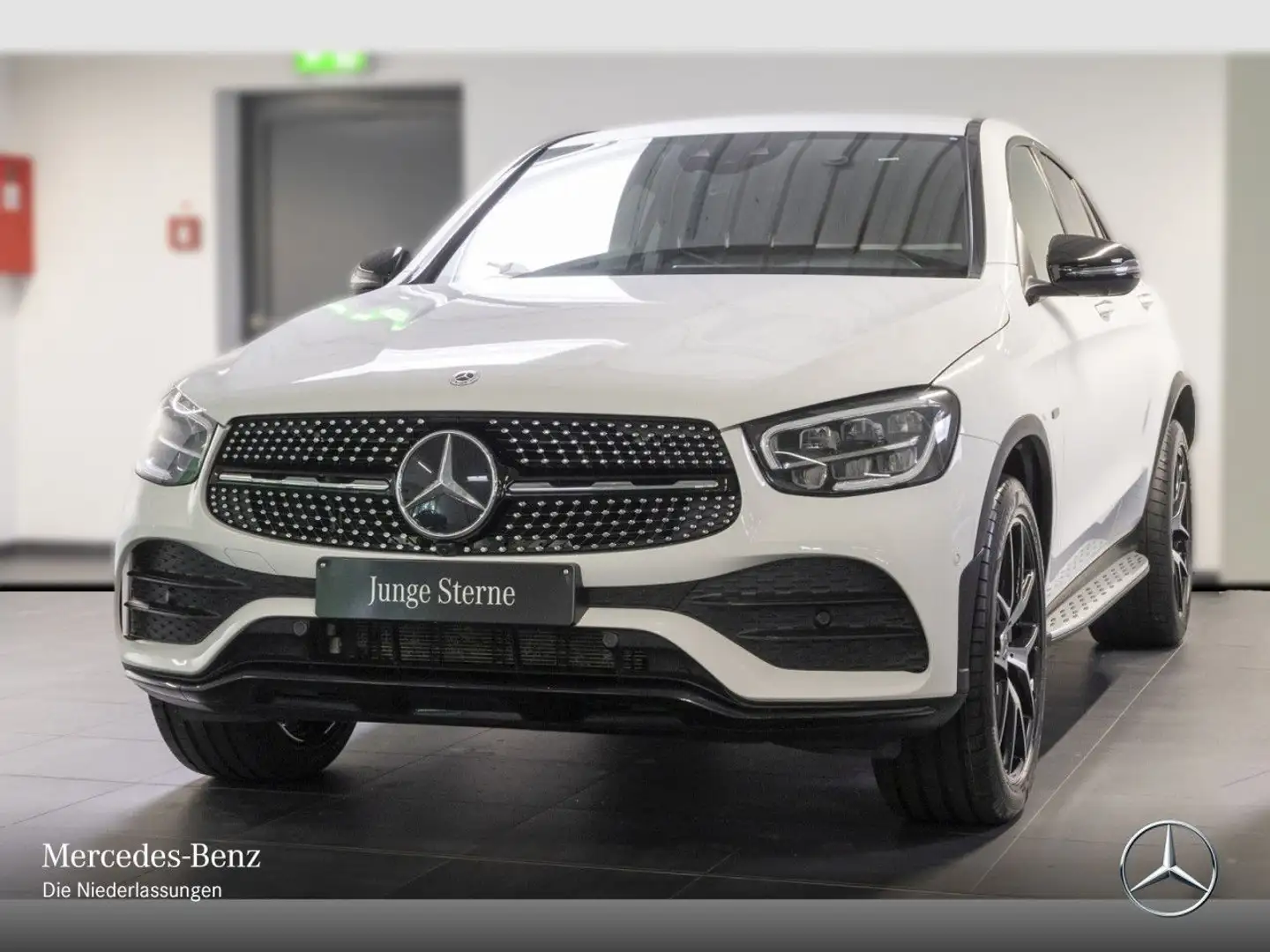Mercedes-Benz GLC 300 e Coupé 4M AMG+NIGHT+360+LED+KEYLESS+9G Blanco - 2
