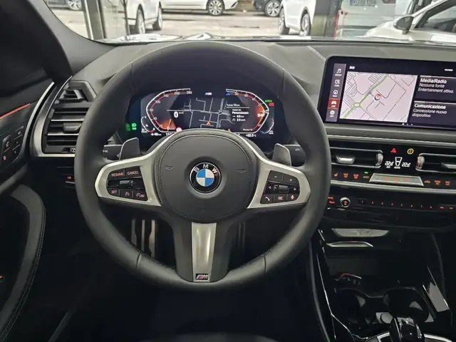 BMW X4 view 16