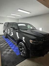 Limited Black Full Option