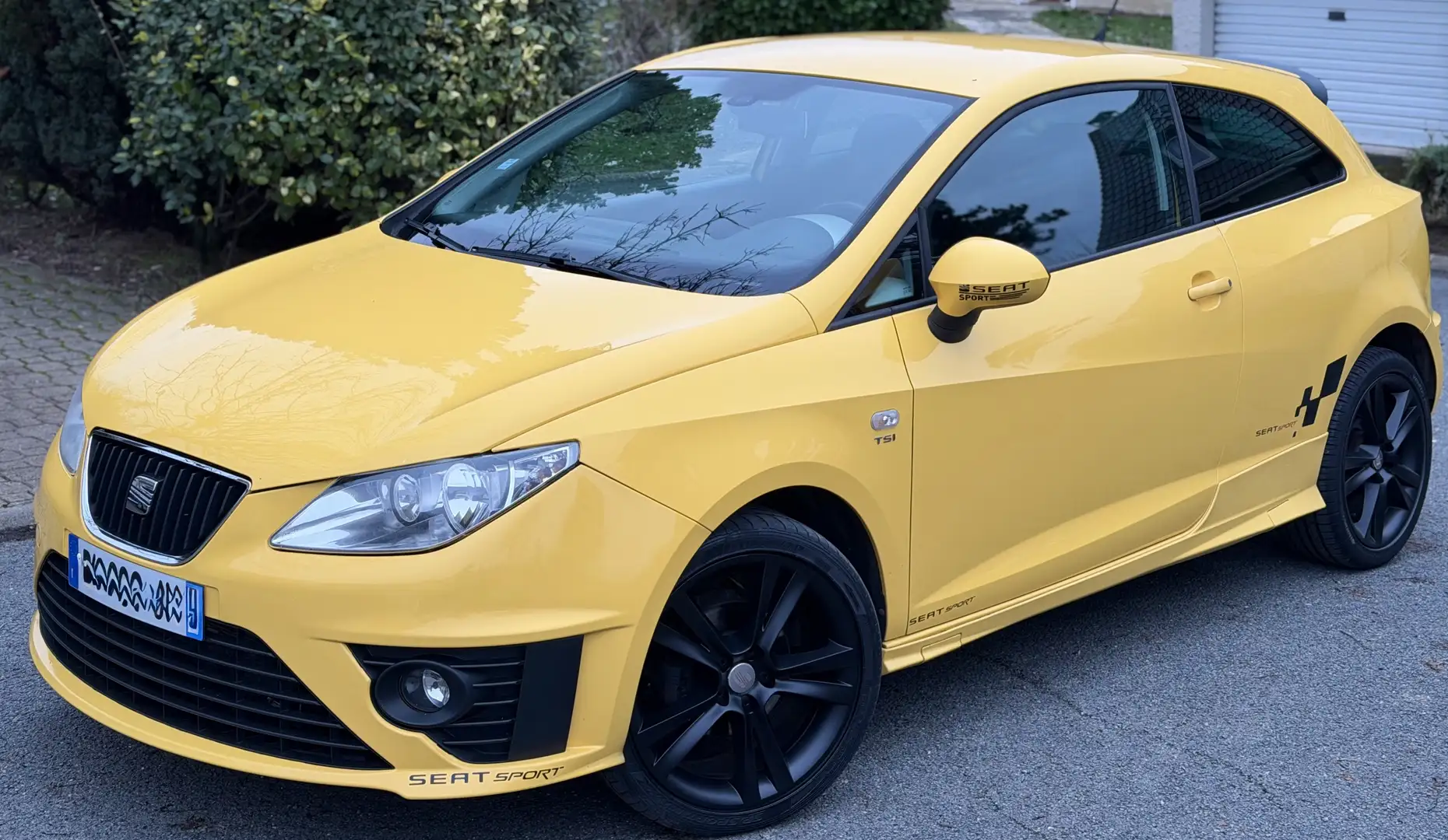 SEAT Ibiza SC 1.2 TSI 105 Sport - 1
