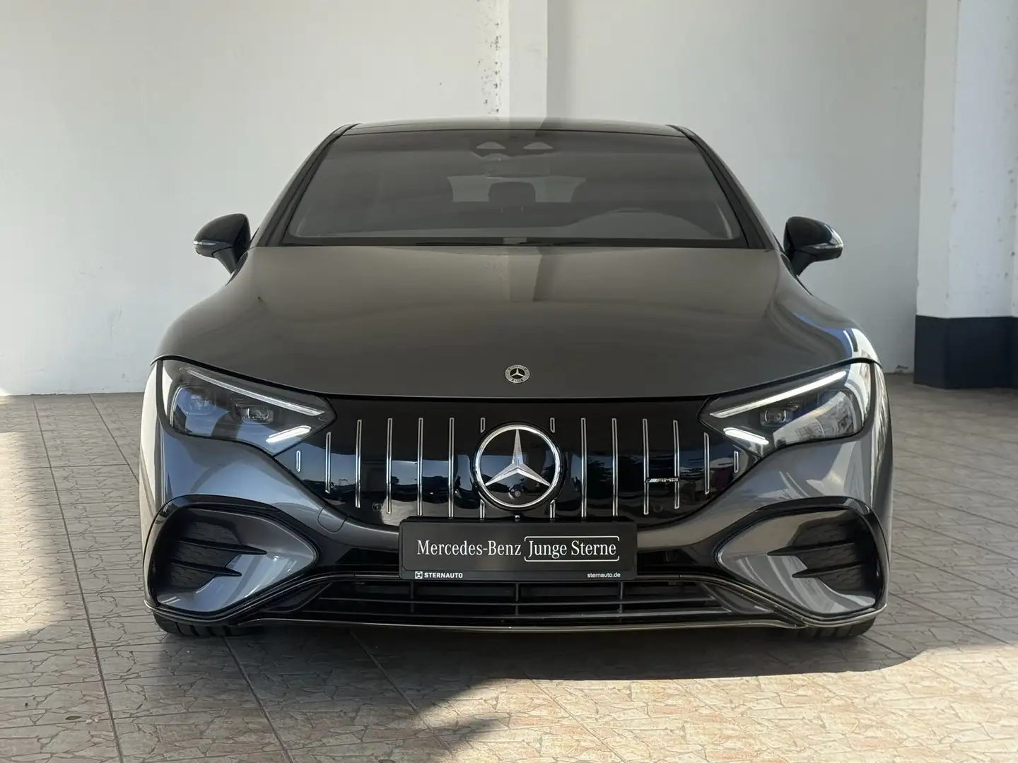 Mercedes-Benz EQE 53 EQE 53 AMG 4M+ Pano-Dach/Distronic/Kamera/Memory Grau - 2