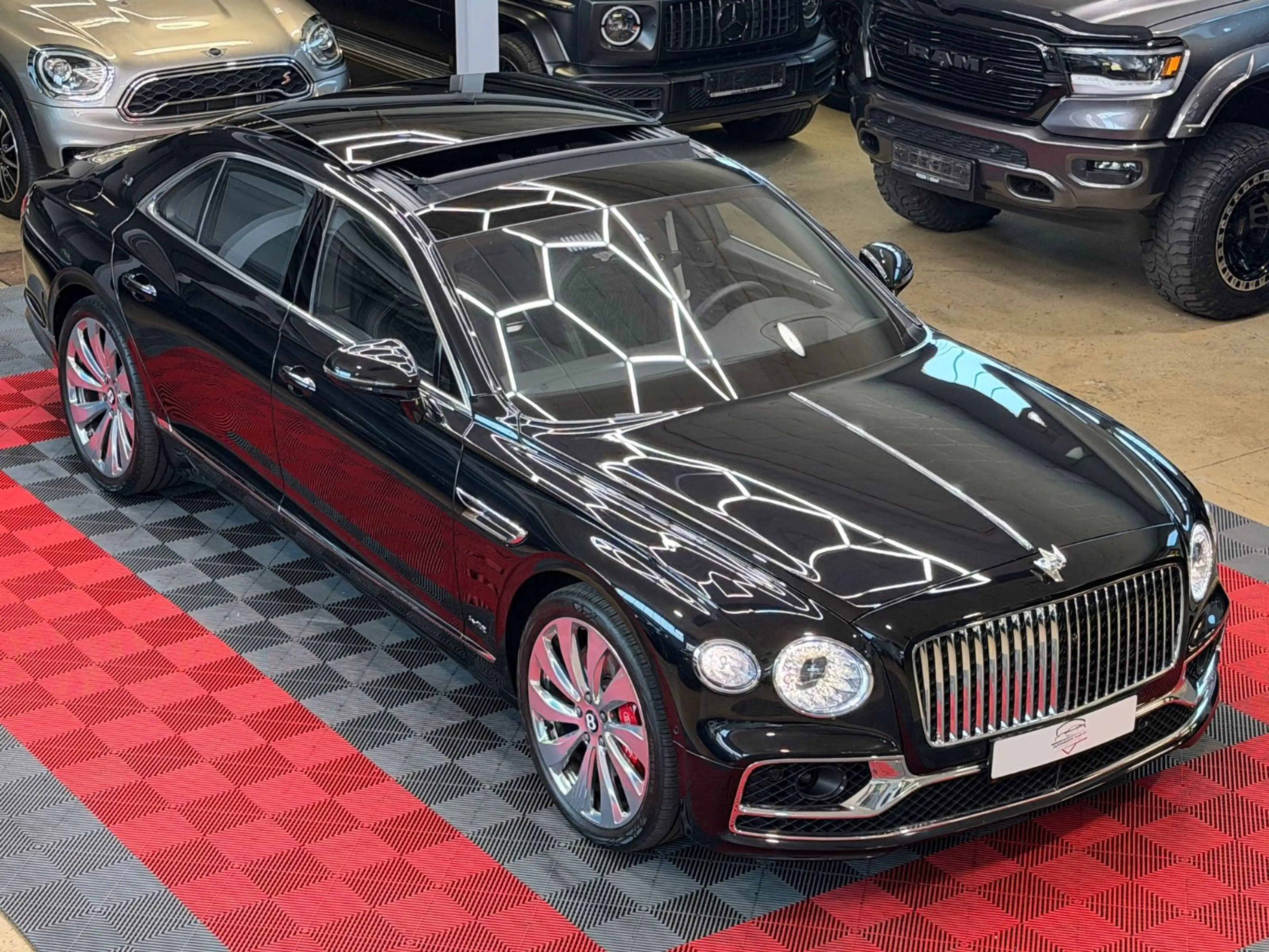 Bentley Flying Spur 6.0 W12 Mulliner First Edition Pano