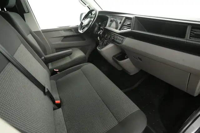 Volkswagen Transporter view 24