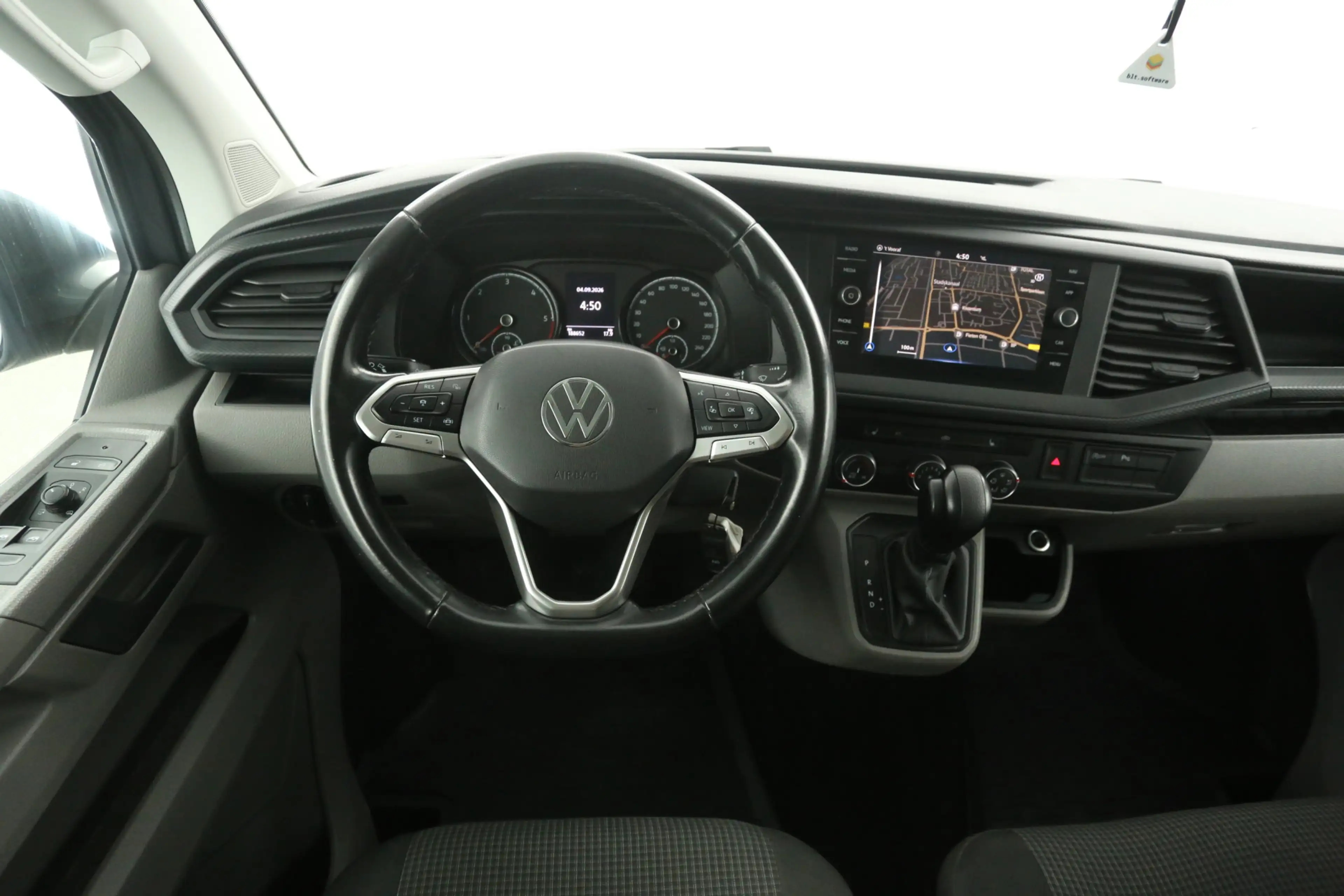 Volkswagen T6.1 Transporter 2.0 TDI L2H1 150PK | Automaat | Airco | Camera | C — photo 2