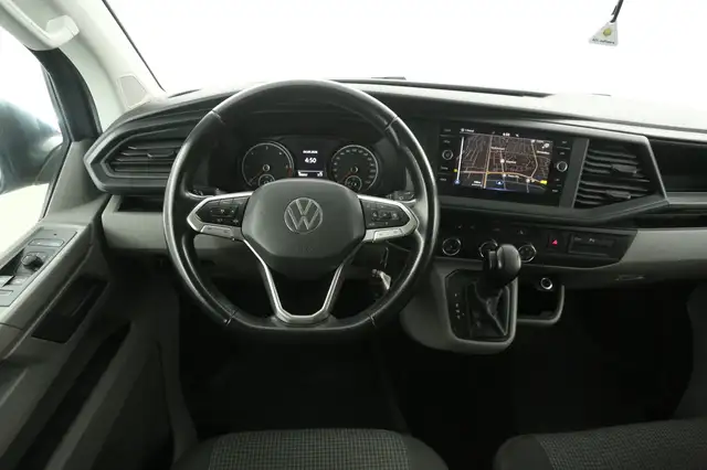 Volkswagen Transporter view 2