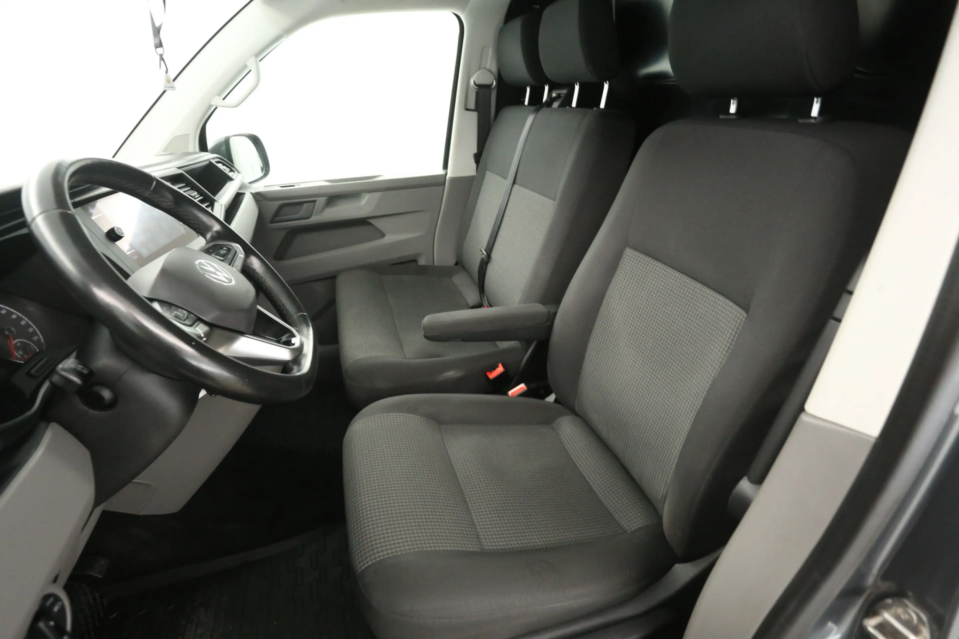 Volkswagen T6.1 Transporter 2.0 TDI L2H1 150PK | Automaat | Airco | Camera | C — photo 10