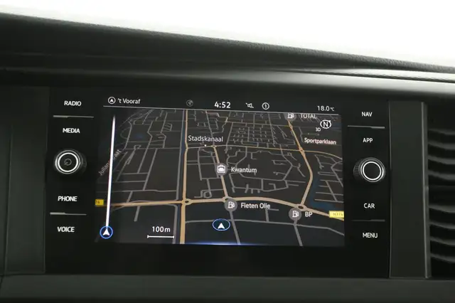 Volkswagen Transporter view 15