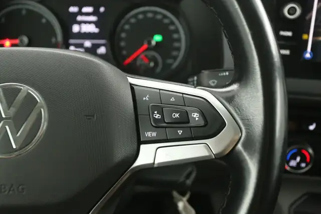 Volkswagen Transporter view 20