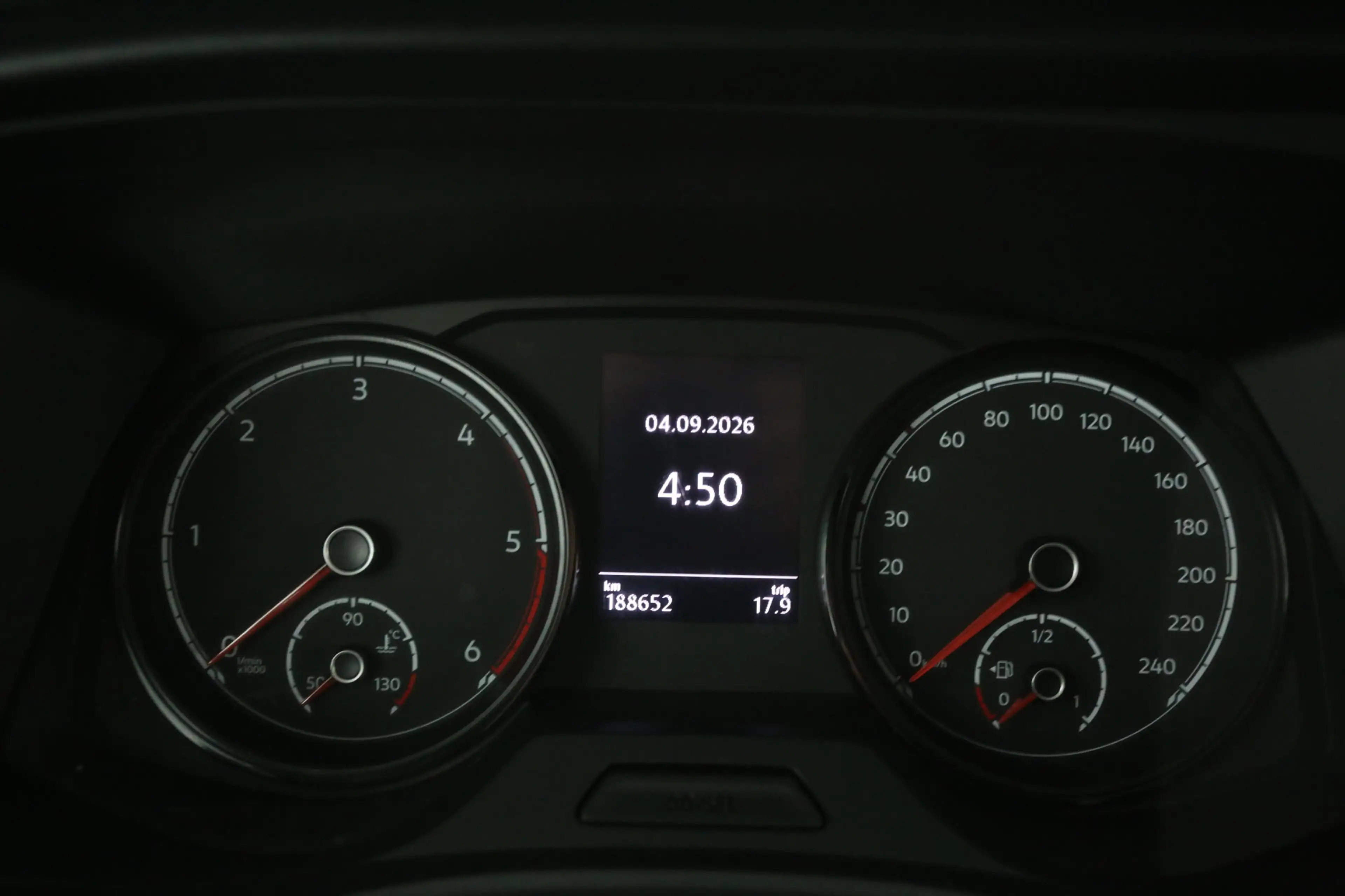 Volkswagen T6.1 Transporter 2.0 TDI L2H1 150PK | Automaat | Airco | Camera | C — photo 13