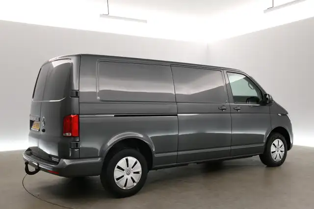 Volkswagen Transporter view 27
