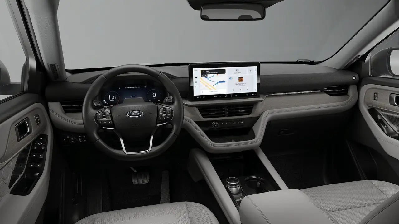 Ford Explorer снимка Ford Explorer