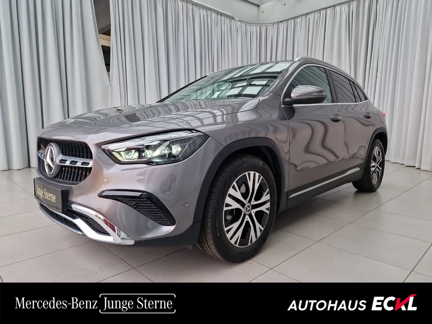 Mercedes-Benz GLA 200 d Progressive Winterp. Grijs - 1