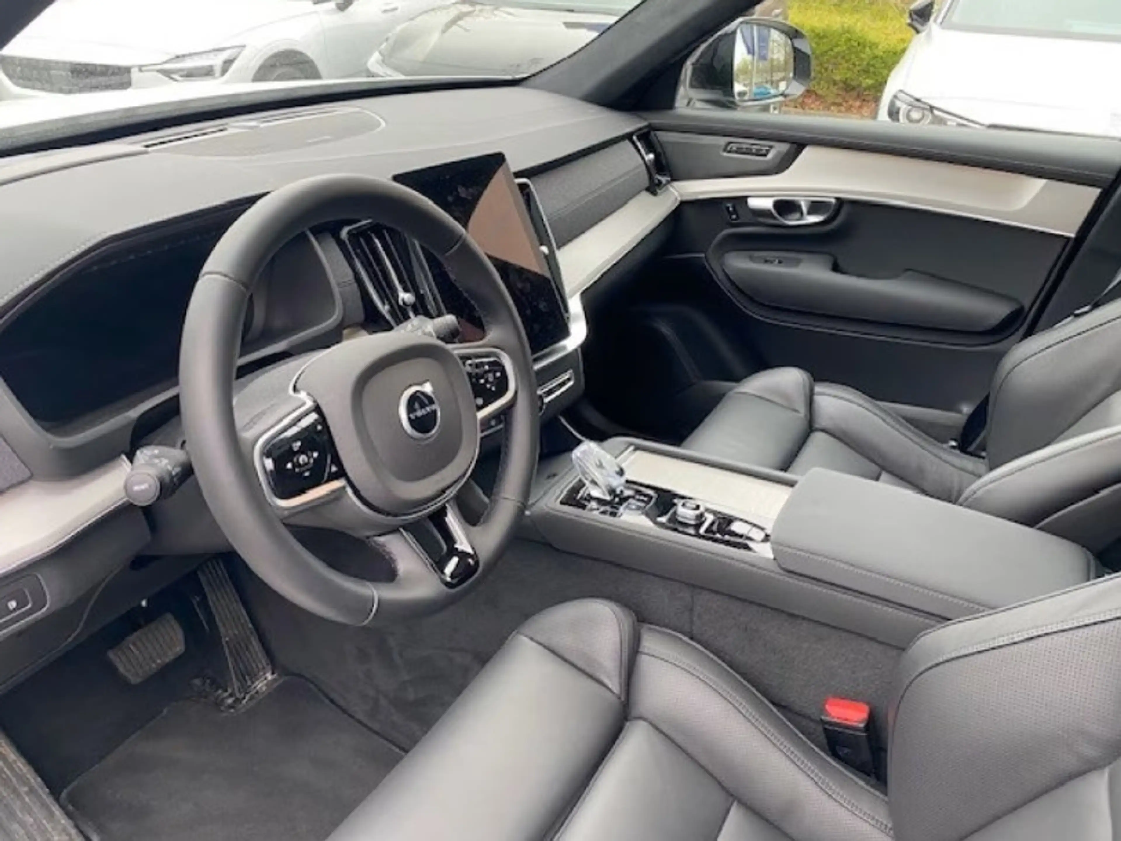 Volvo XC90 T8 Plus Black Edition AWD *Gewerbekunden — photo 4