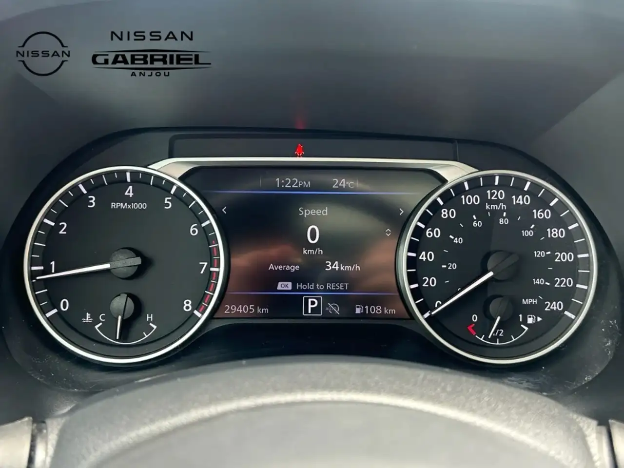 Nissan Sentra снимка Nissan Sentra