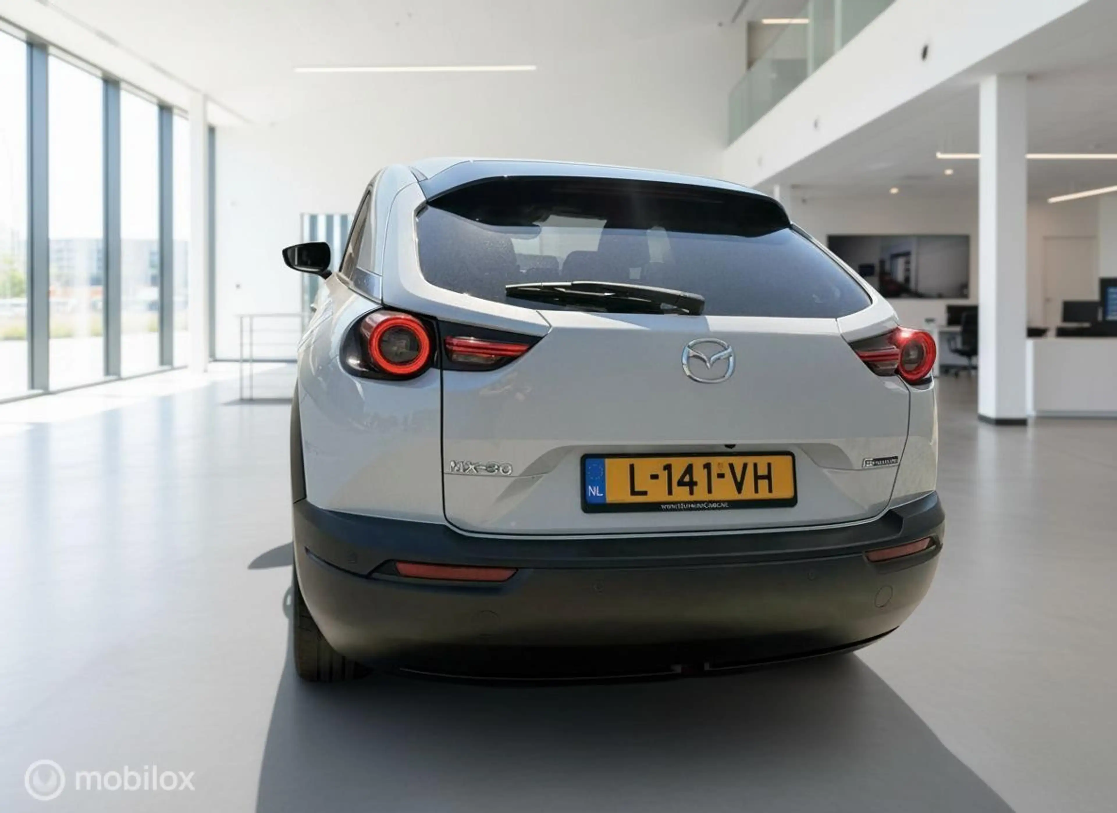 Mazda MX-30 e-SkyActiv 145 Comfort 36 kWh | SOH 94% | CCS | HU — photo 6