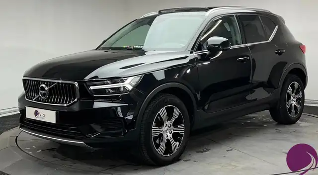 Volvo XC40 T3 Inscription Luxe 2WD - Toit ouvrant - Sièges Elec - Suivi complet