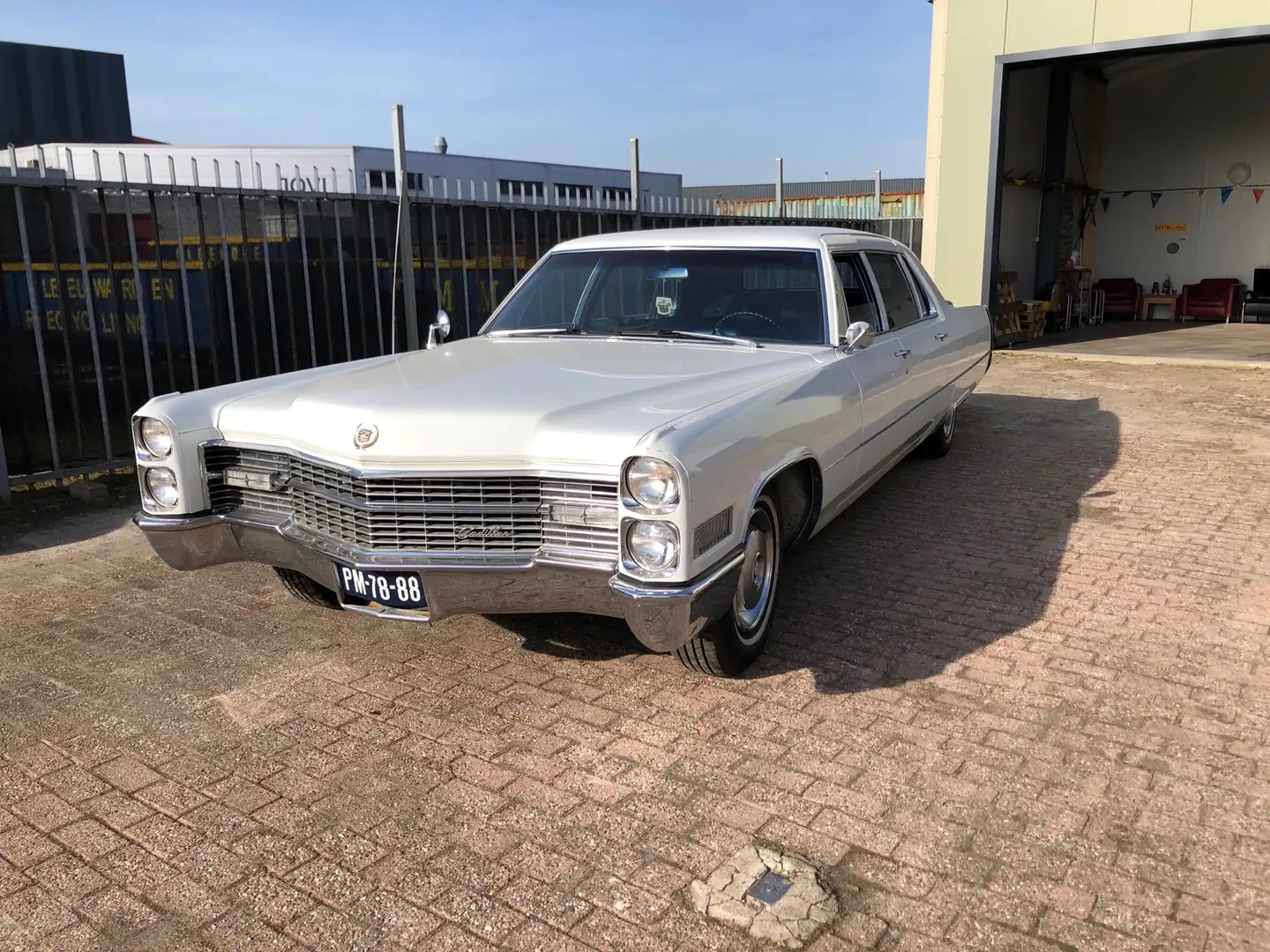 Cadillac Fleetwood 75 series - 1