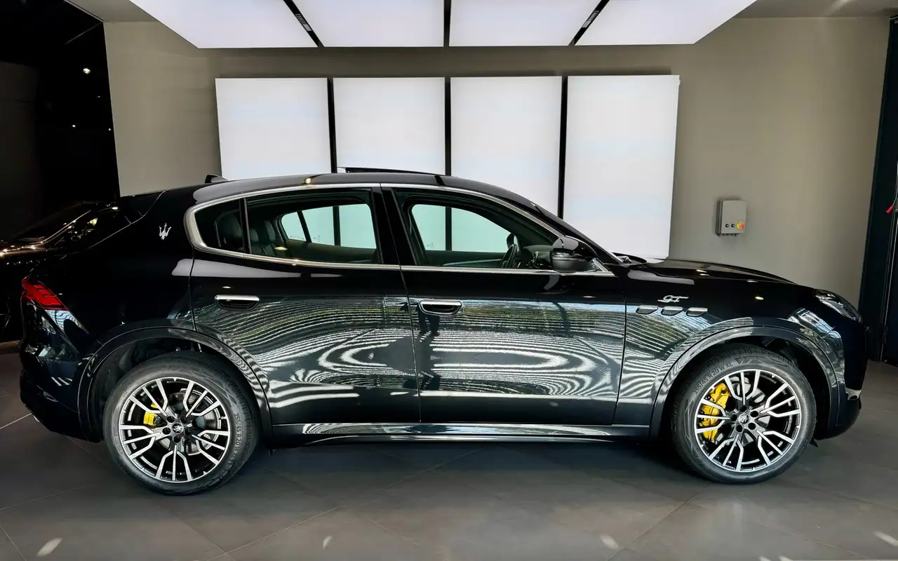 Maserati Grecale 2023
