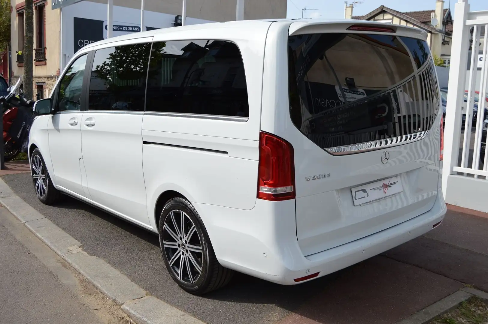 Mercedes-Benz V 300 300 D LONG AVANTGARDE 9G-TRONIC 154G Blanc - 2