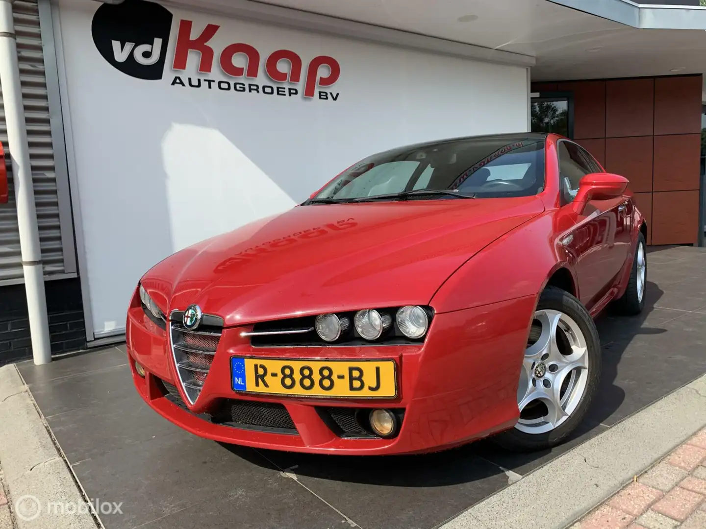Alfa Romeo Brera 2.4 JDTM Distinctive (apk tot 19-01-2024!) Red - 1