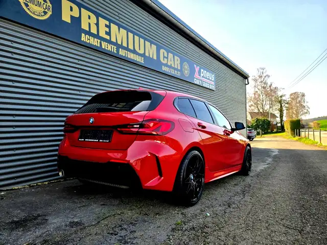 BMW 1 Series view 11