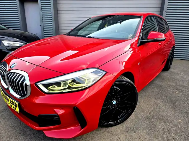 BMW 1 Series view 2
