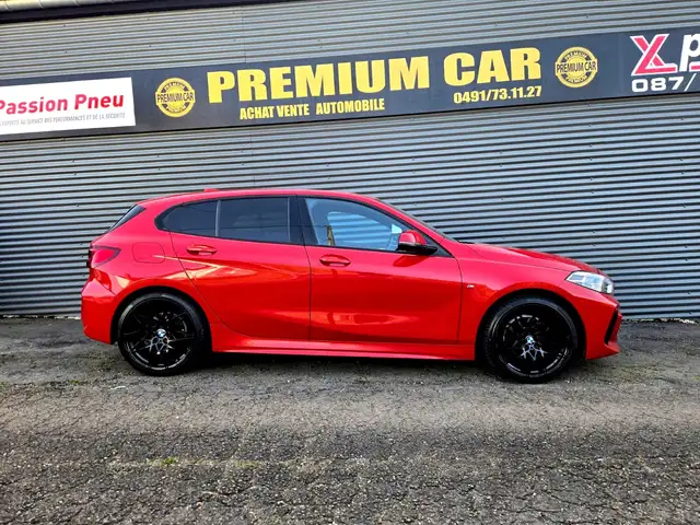 BMW 1 Series view 7