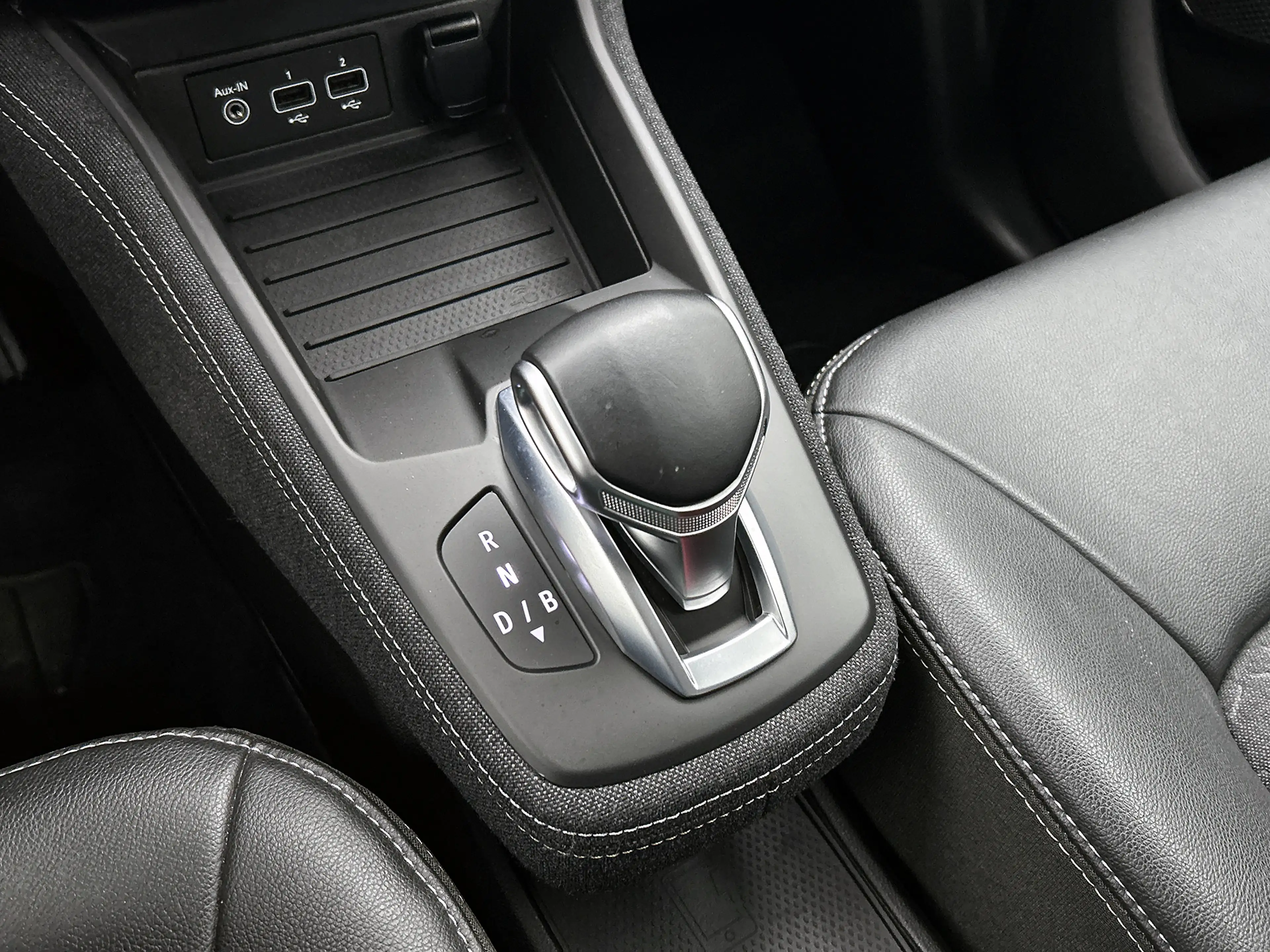Renault ZOE R135 Iconic 52 kWh Camera, CarPlay, Bose — photo 36