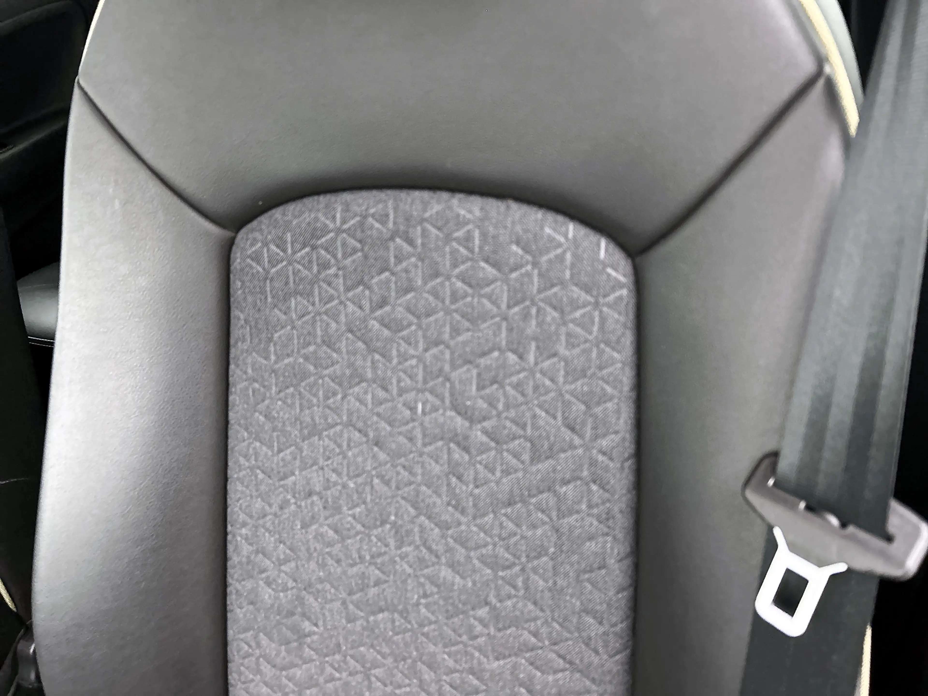 Renault ZOE R135 Iconic 52 kWh Camera, CarPlay, Bose — photo 24