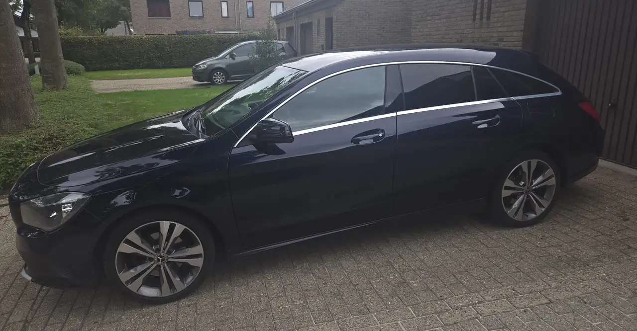 Mercedes-Benz CLA 180
