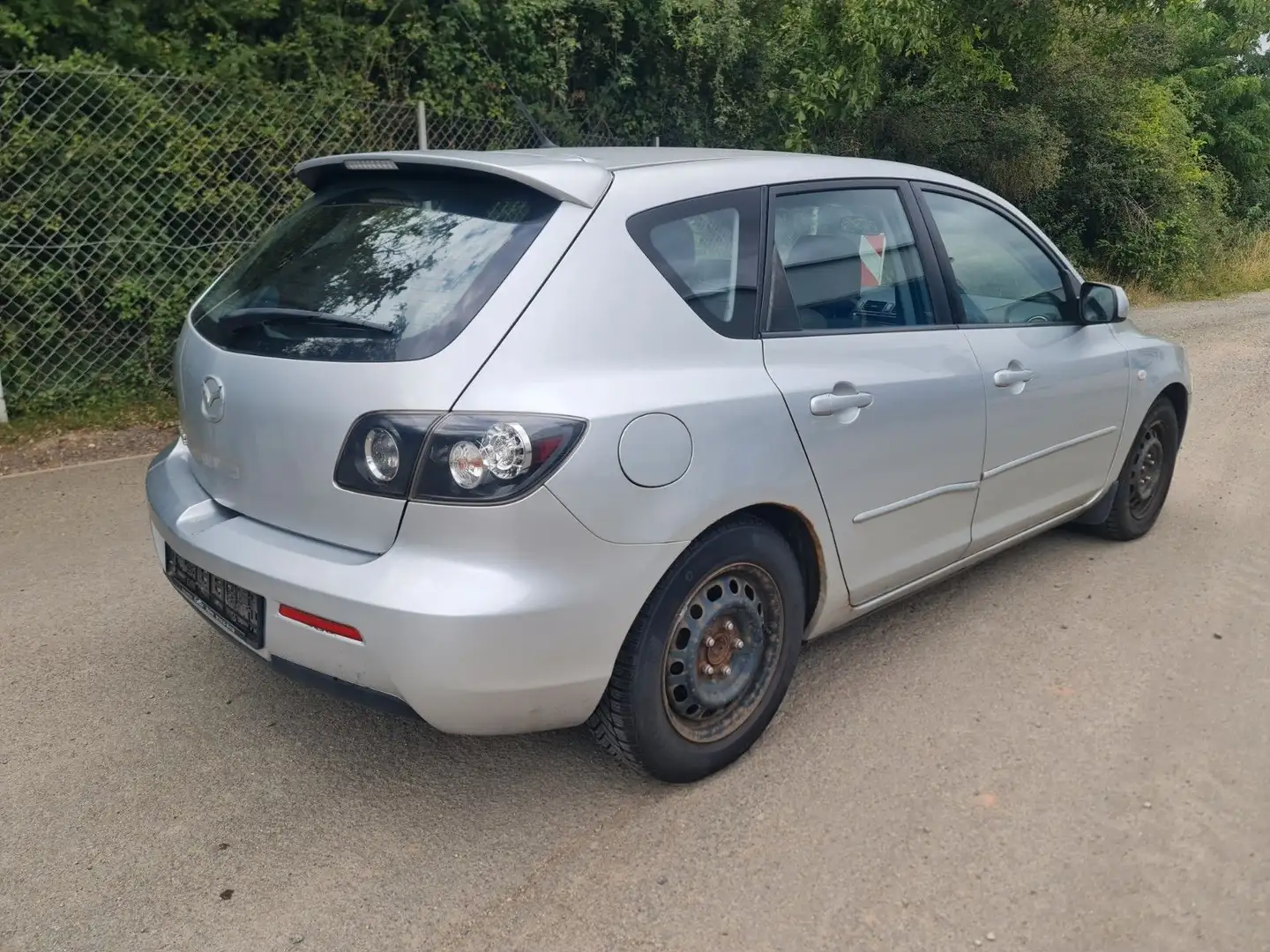 Mazda 3 Lim. 1.6 Sport Active Silber - 2