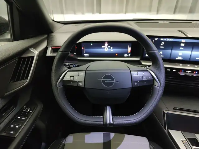 Opel Grandland view 11