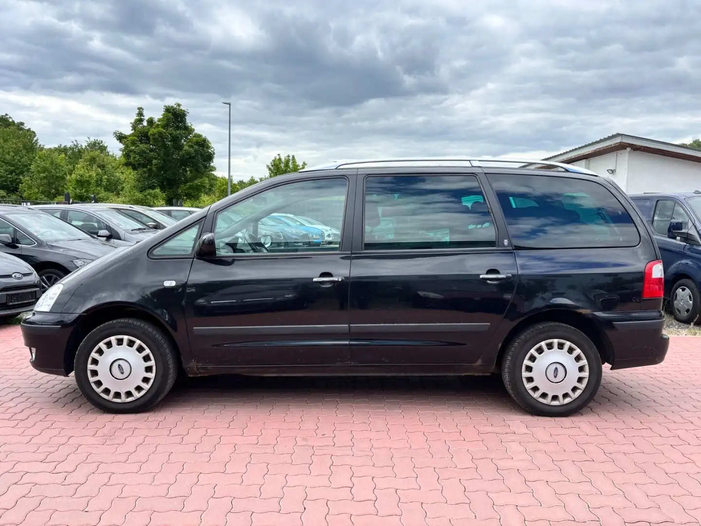 Ford Galaxy 2,3 Ghia*Klima*SHZ*1-Hand*AHK*TÜV NEU Negro - 2