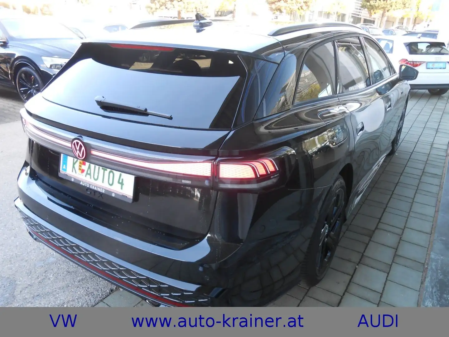 Volkswagen ID.7 Tourer GTX 4MOTION 250 kW / 86 kWh VOLL!! Schwarz - 2