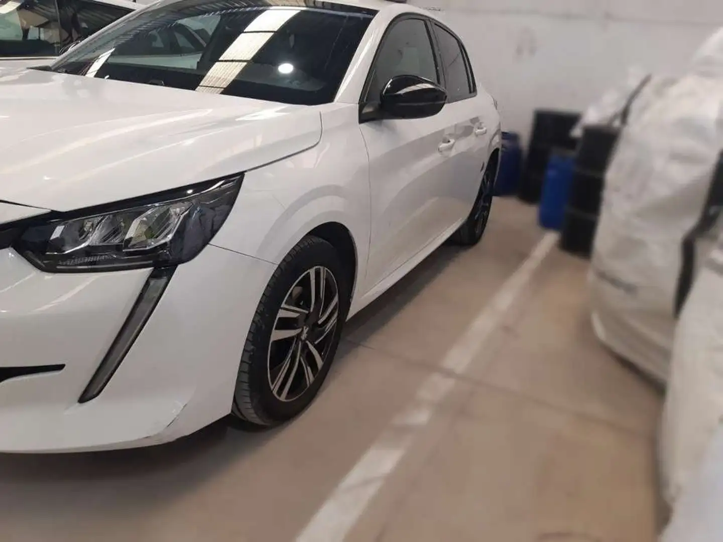Peugeot 208 BlueHDi 73kW 100CV Allure Blanco - 2