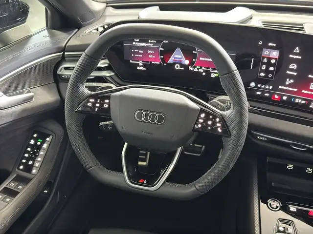 Audi A6 view 8
