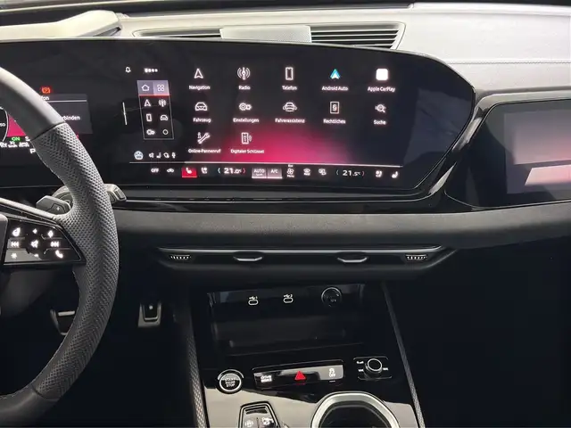 Audi A6 view 11