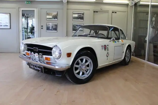Triumph TR6 PI INJECTION