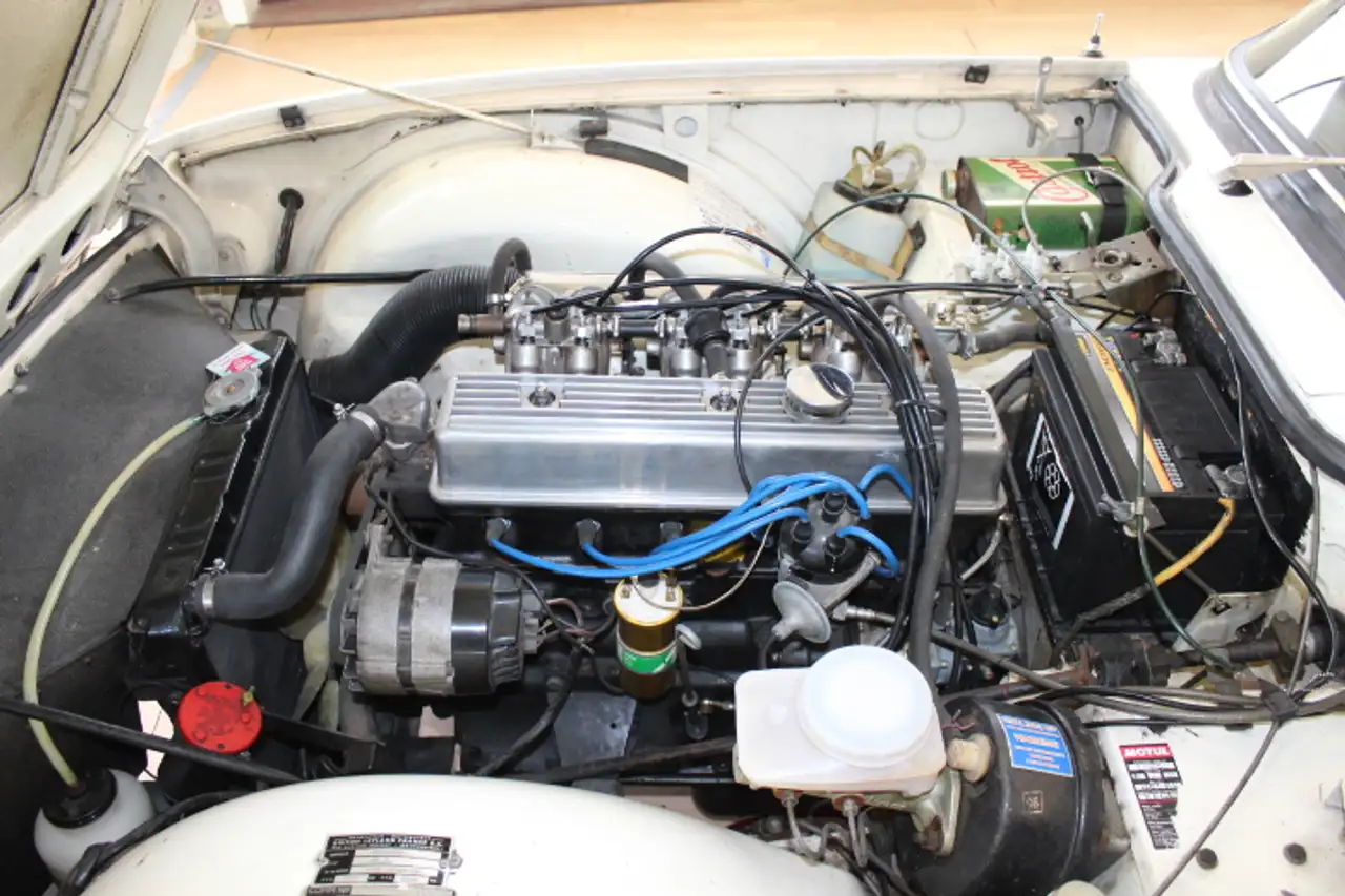 Triumph TR6 PI INJECTION, foto 12